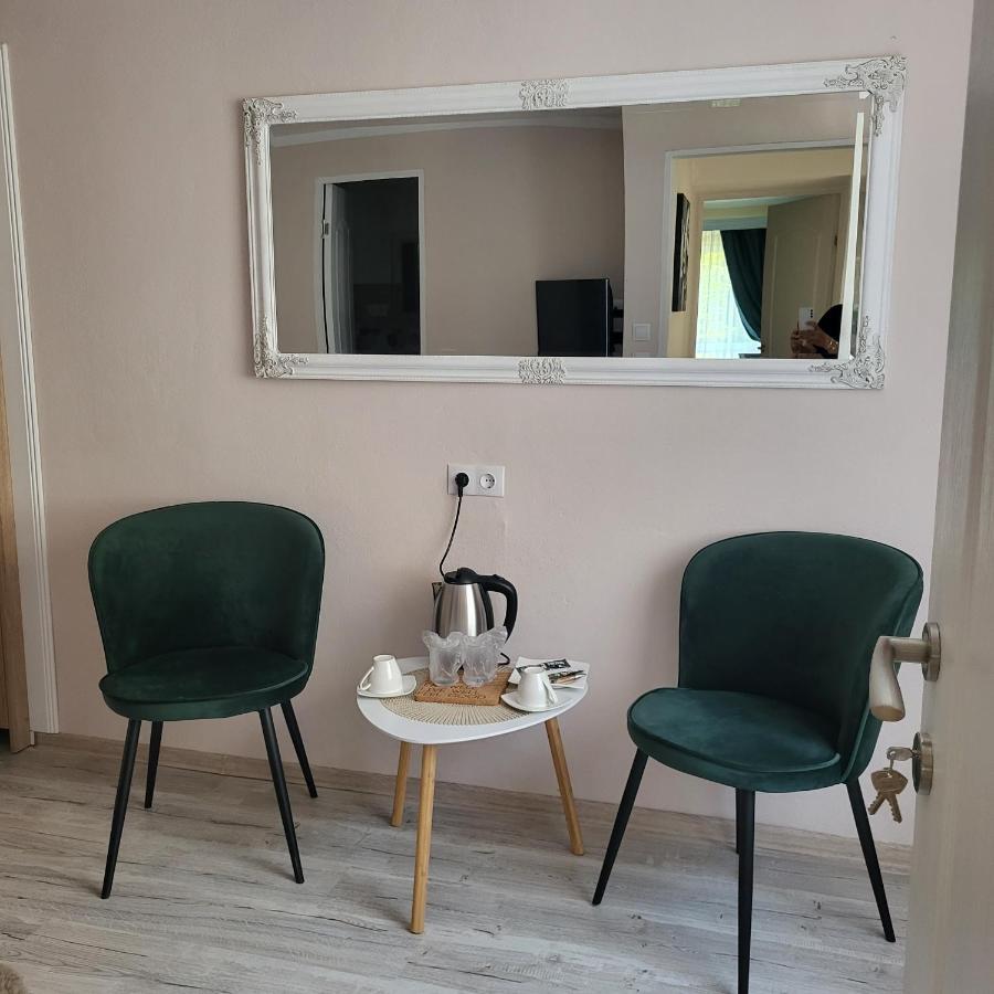 Casa Centru Vechi Gazde/Camere de închiriat