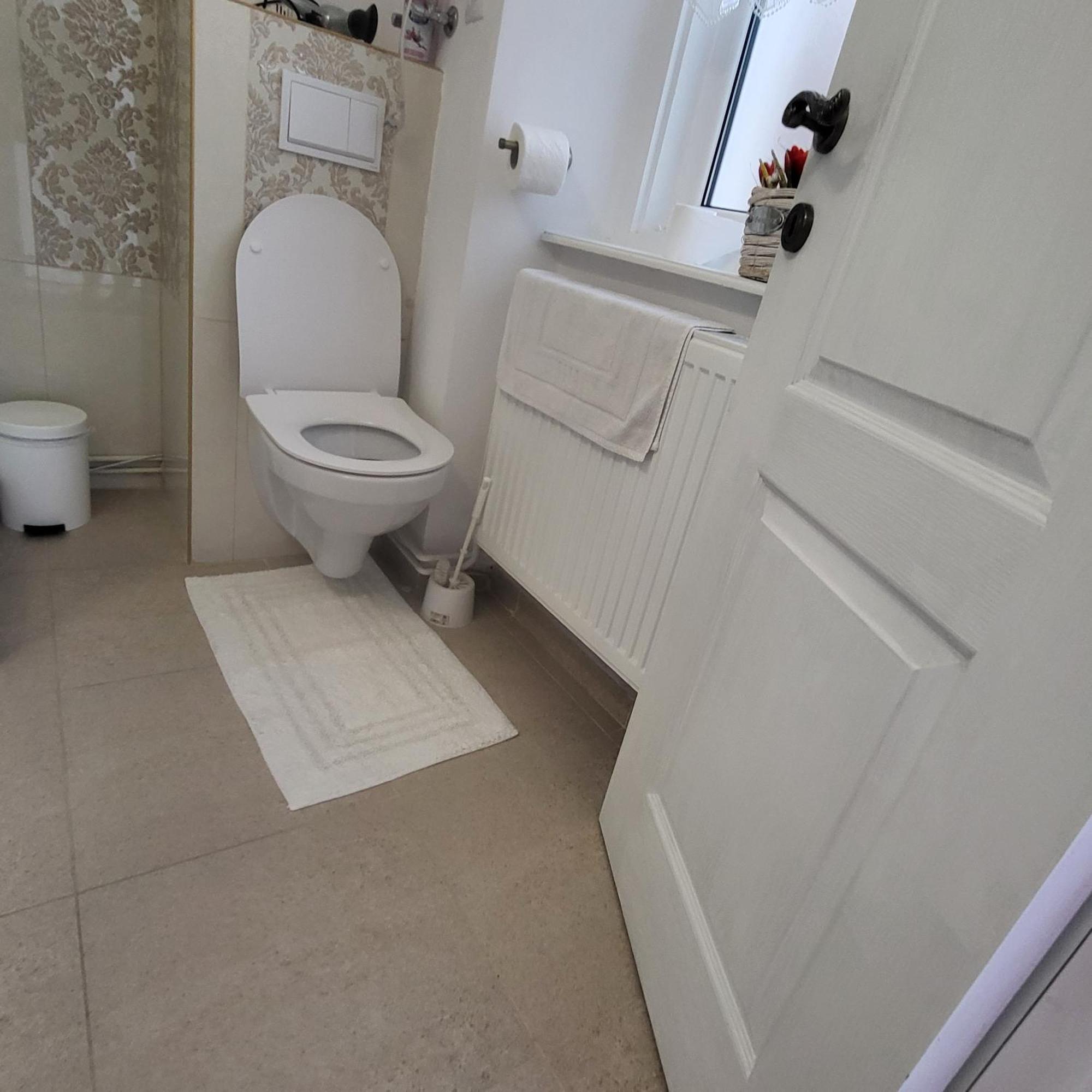 Gazde/Camere de închiriat Casa Centru Vechi *